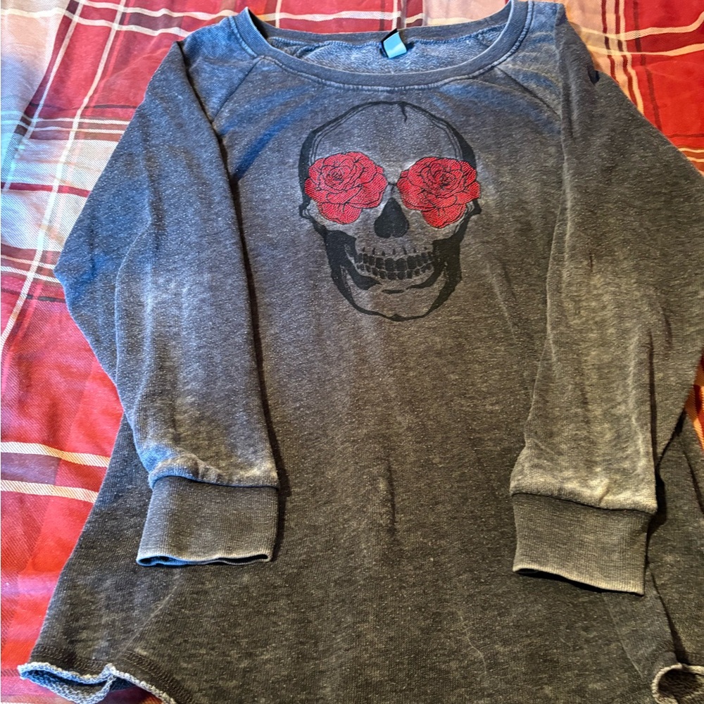 Torrid Gray Long Sleeve with Skull and Red Roses